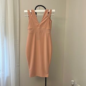 Boohoo blush dress